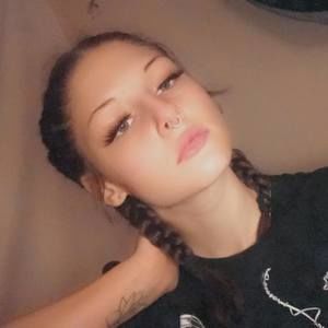 Meet your Posher, Kaylee